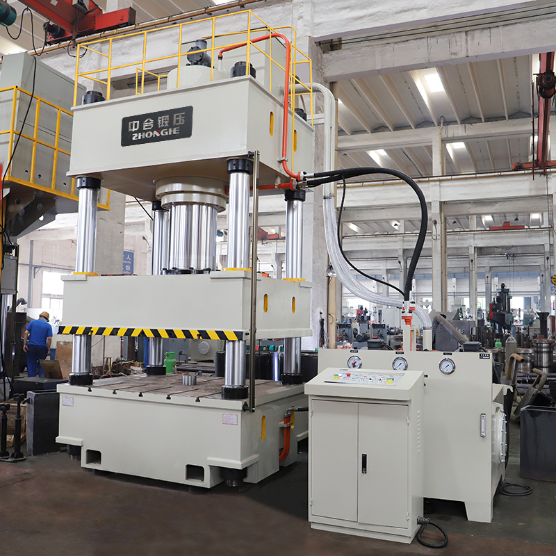 碳棒生產(chǎn)四柱液壓機設備