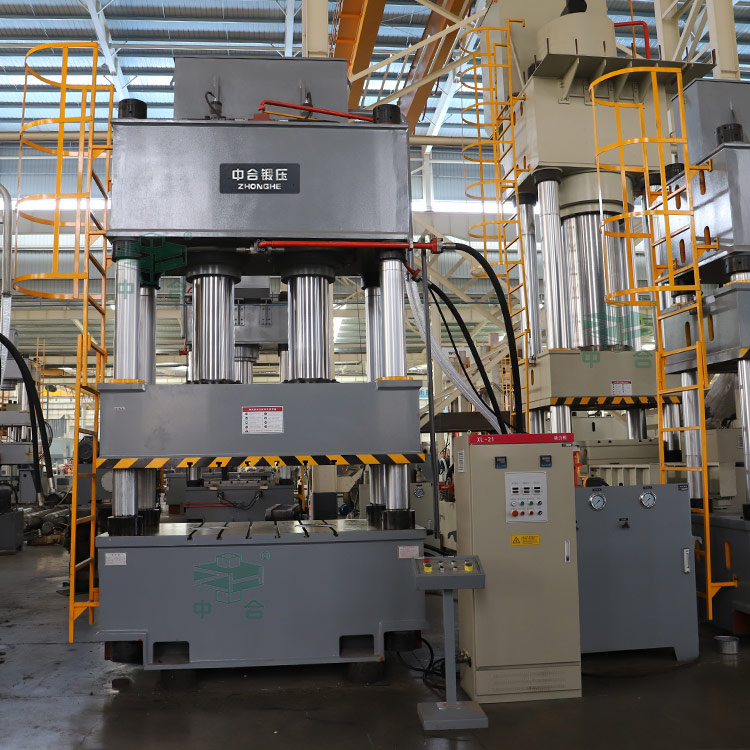 大臺面500噸四柱液壓機 大臺面500噸四柱液壓機