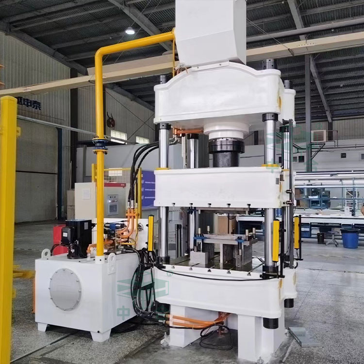 200噸四柱液壓機(背面).jpg 200噸四柱液壓機(背面).jpg