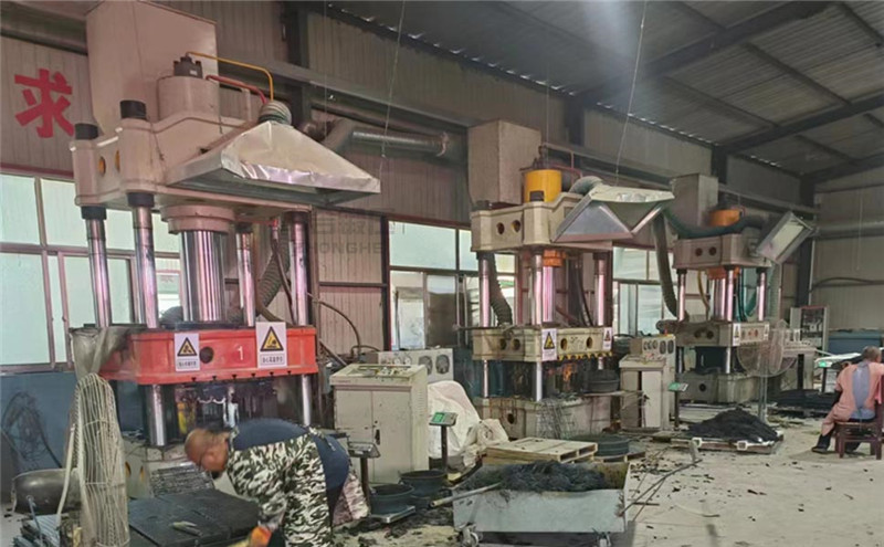 樹脂井蓋地磚生產設備_315噸油壓機_國標液壓機(圖4) 樹脂井蓋地磚生產設備_315噸油壓機_國標液壓機(圖4)