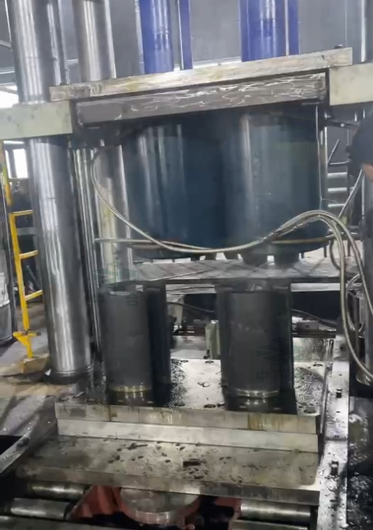 石墨電極片成型液壓機 石墨電極片成型液壓機